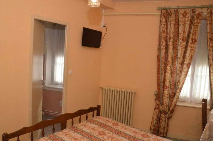 Hotel Du Commerce Pont-de-Vaux Esterno foto